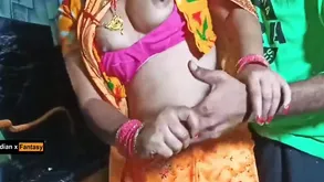 Hot Bhabhi Ki Kitchen Me Hot Affaire de coeur Coupled with Chudai