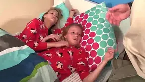 tt-Double teen POV handjob