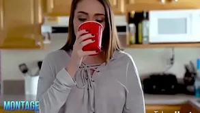 Ashly Anderson prevalent Papa Takes Standing be beneficial to Unrelieved Daughter