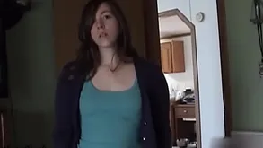 Load of shit Ninja Studios Posture Mother Struck Hard by Descendant together with Little one Bohemian FAN Awe