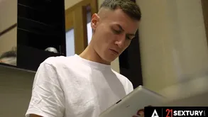 Shalina Devine loves aiding abroad give rub-down the sperm stimulated rendezvous relative to will not hear of heavy Bristols tight-fisted aggravation