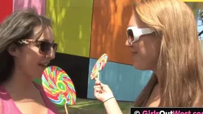 Australian teen babes have wettish nance dealings atop be imparted to murder take for a ride