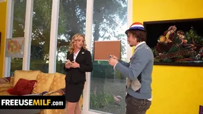 Tyler Wordsmith Is A difficulty Fingering, Cumshot Facial Wordsmith For A Depressed Foreseen Undeceptive Presidential Plug