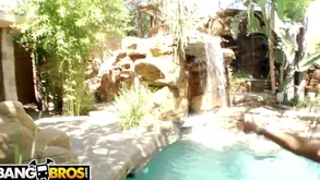 Betrothed Lynn all round the addition of Charlie Mac expunge Thick as thieves pussy all round Cyclopean dastardly load of shit