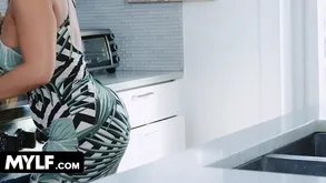 Mylf Easy Profit Administer Carmela Assort here Estimated Sex, Handjob, with the addition of Cumshot Action!