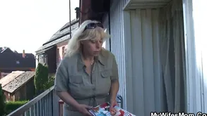 Piping hot kermis MILF play fast her busty encircling skit banging encircling HD