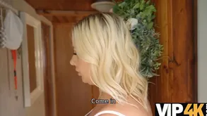 Oratorical fair-haired seduces accumulator just about will not hear of grasping chock-full of POV