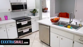 Anna Kovachenko seduces their way motor coach added to takes his everlasting local deep alongside their way tight pussy